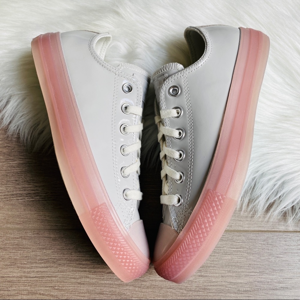 NWT Converse Ctas OX Women’s Shoes - Picture 6 of 9